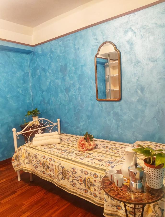 San Gennaro House 202 *